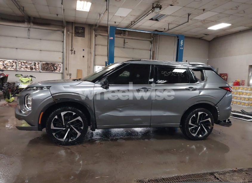 Photo 16 of 2022 Mitsubishi Outlander SEL SPECIAL EDITION S-AWC (VIN JA4J4VA89NZ073309)