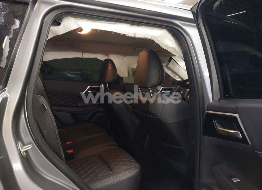 Photo 8 of 2022 Mitsubishi Outlander SEL SPECIAL EDITION S-AWC (VIN JA4J4VA89NZ073309)