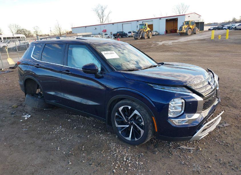 2024 Mitsubishi Outlander SE 2.5 (VIN JA4J4VA89RZ004030) main photo