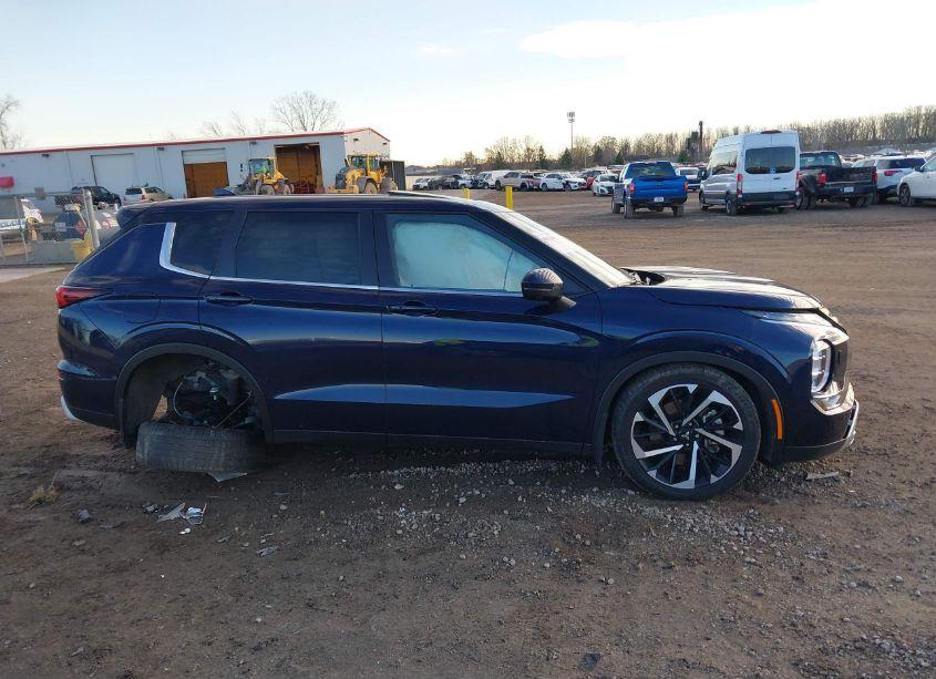 Photo 13 of 2024 Mitsubishi Outlander SE 2.5 (VIN JA4J4VA89RZ004030)