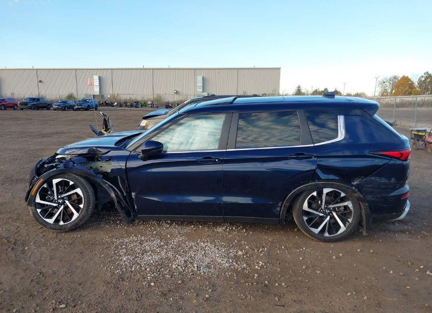 Photo 14 of 2024 Mitsubishi Outlander SE 2.5 (VIN JA4J4VA89RZ004030)