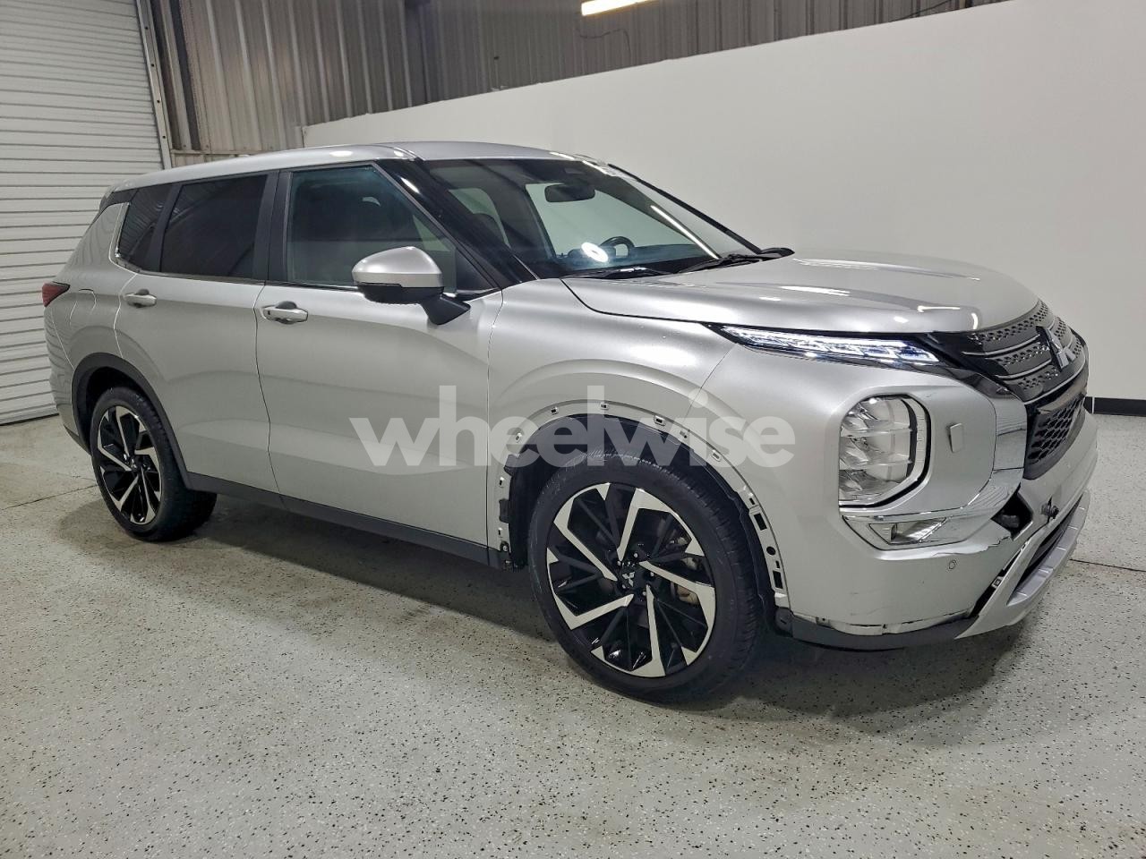 Photo 4 of 2024 MITSUBISHI OUTLANDER SE (VIN JA4J4VA89RZ043362)