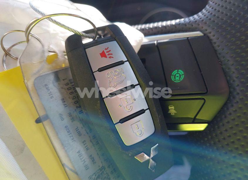 Photo 11 of 2024 Mitsubishi Outlander SE 2.5 S-AWC/SE BLACK EDITION S-AWC/SE BLACK EDITION W/PANO ROOF S-AWC/SE RALLIART S-AWC (VIN JA4J4VA89RZ059061)