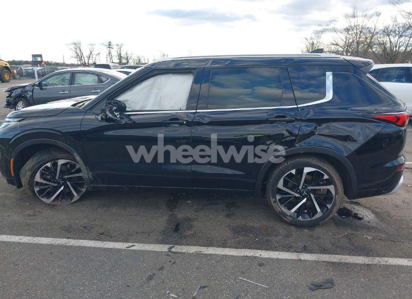 Photo 14 of 2022 Mitsubishi Outlander SEL 2.5 S-AWC/SEL LAUNCH EDITION S-AWC/SEL SPECIAL EDITION S-AWC (VIN JA4J4VA8XNZ029738)