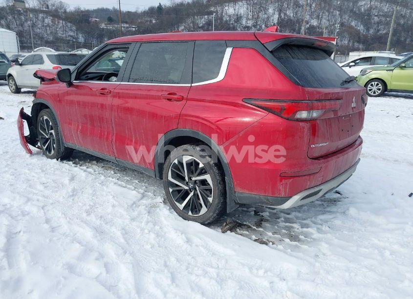 Photo 3 of 2024 Mitsubishi Outlander SE 2.5 S-AWC (VIN JA4J4VA8XRZ021807)