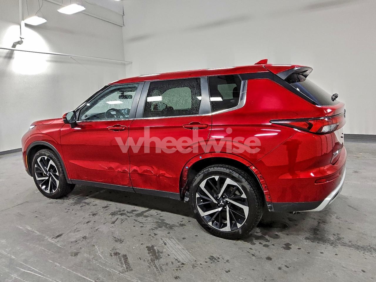 Photo 2 of 2024 MITSUBISHI OUTLANDER SE (VIN JA4J4VA8XRZ029034)