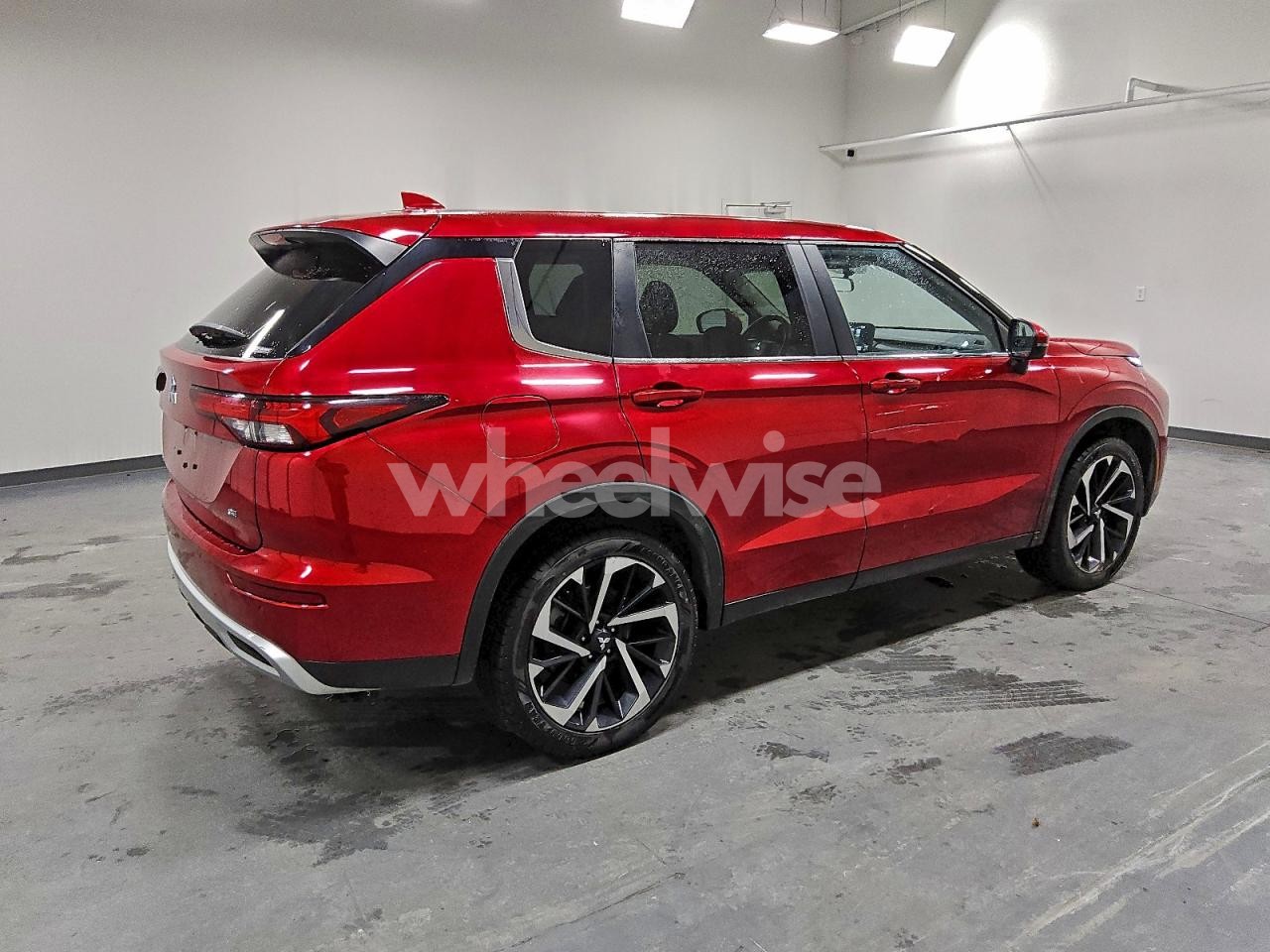 Photo 3 of 2024 MITSUBISHI OUTLANDER SE (VIN JA4J4VA8XRZ029034)