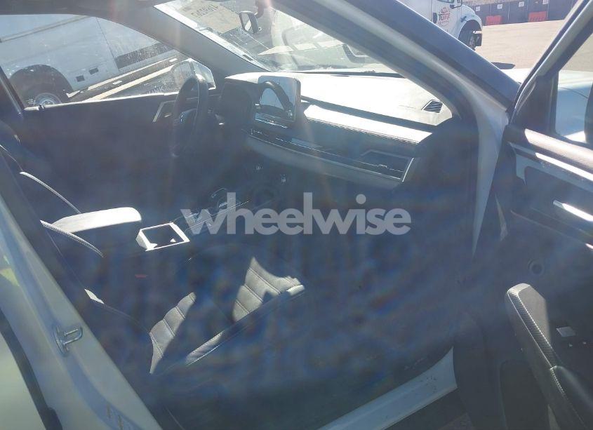 Photo 5 of 2024 Mitsubishi Outlander SE 2.5 S-AWC/SE BLACK EDITION S-AWC/SE BLACK EDITION W/PANO ROOF/SE RALLIART S-AWC (VIN JA4J4VA8XRZ051857)