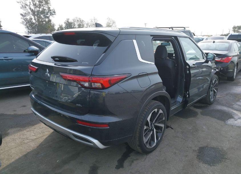 Photo 4 of 2024 Mitsubishi Outlander SEL 2.5 (VIN JA4J4WA81RZ055804)