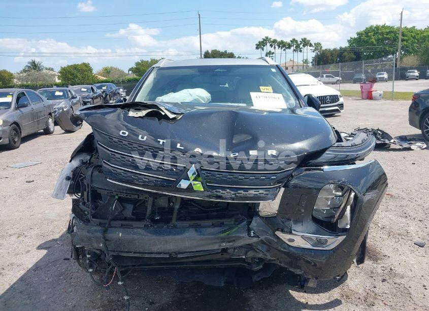 Photo 13 of 2024 Mitsubishi Outlander SEL PLATINUM EDITION (VIN JA4J4WA84RZ039385)