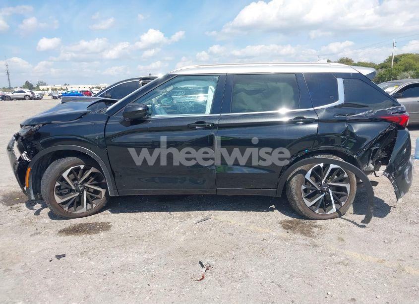 Photo 15 of 2024 Mitsubishi Outlander SEL PLATINUM EDITION (VIN JA4J4WA84RZ039385)