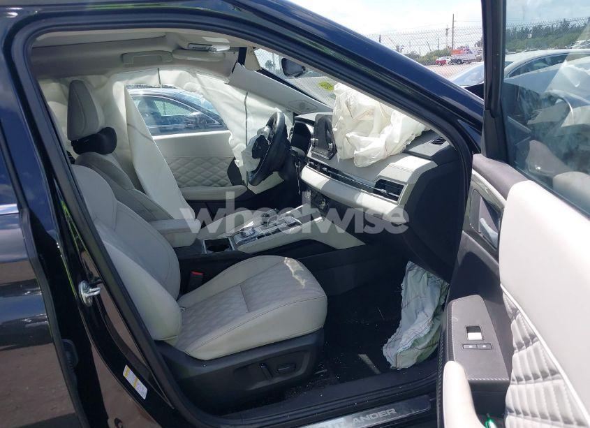 Photo 5 of 2024 Mitsubishi Outlander SEL PLATINUM EDITION (VIN JA4J4WA84RZ039385)