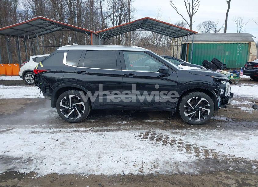 Photo 14 of 2024 Mitsubishi Outlander SEL PLATINUM EDITION S-AWC (VIN JA4J4WA87RZ030521)
