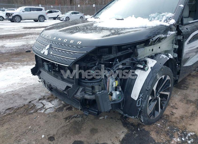 Photo 6 of 2024 Mitsubishi Outlander SEL PLATINUM EDITION S-AWC (VIN JA4J4WA87RZ030521)