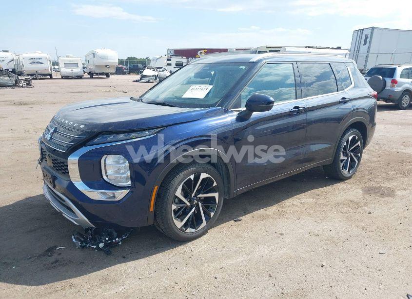 Photo 2 of 2024 Mitsubishi Outlander SEL 2.5 S-AWC (VIN JA4J4WA88RZ018247)