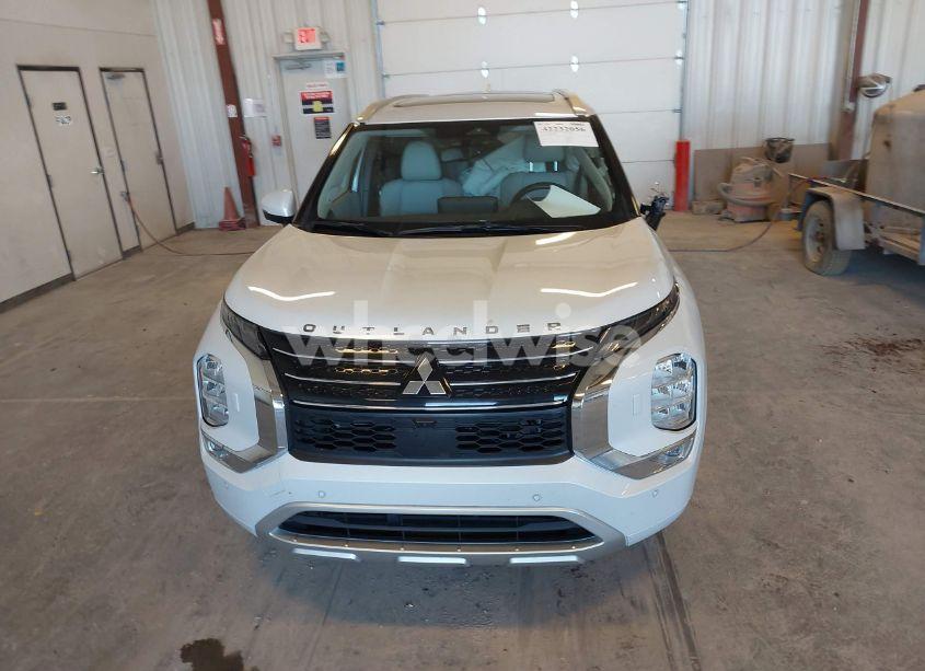 Photo 12 of 2024 Mitsubishi Outlander SEL 2.5 S-AWC (VIN JA4J4WA89RZ003725)