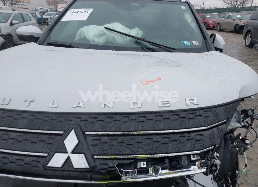 Photo 10 of 2024 Mitsubishi Outlander SEL 2.5 (VIN JA4J4WA89RZ008875)