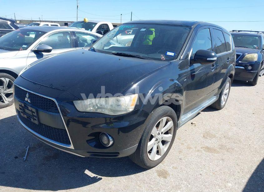 Photo 2 of 2011 Mitsubishi Outlander XLS (VIN JA4JS4AX6BU021376)