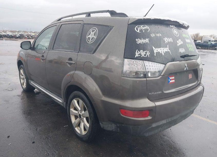 Photo 3 of 2010 Mitsubishi Outlander XLS (VIN JA4JS4AX8AZ001826)