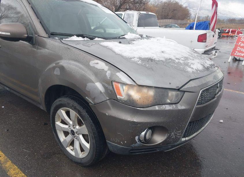 Photo 6 of 2010 Mitsubishi Outlander XLS (VIN JA4JS4AX8AZ001826)