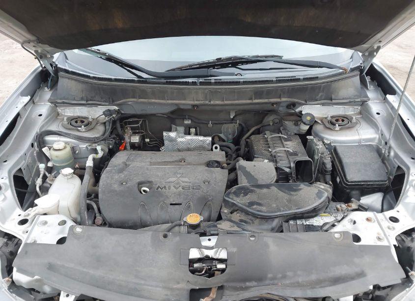 Photo 10 of 2013 Mitsubishi Outlander SE (VIN JA4JT3AW0DU010049)