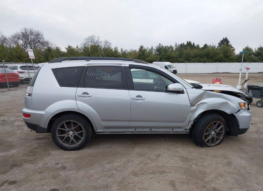 Photo 14 of 2013 Mitsubishi Outlander SE (VIN JA4JT3AW0DU010049)