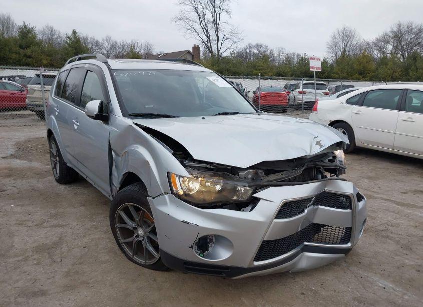 Photo 6 of 2013 Mitsubishi Outlander SE (VIN JA4JT3AW0DU010049)