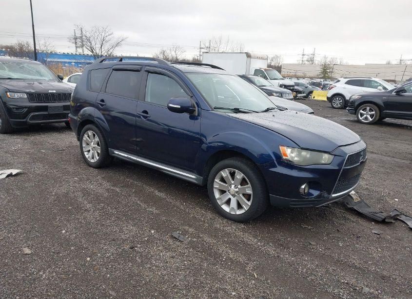 2011 Mitsubishi Outlander SE (VIN JA4JT3AW1BU015497) main photo