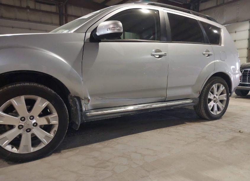 Photo 6 of 2011 Mitsubishi Outlander SE (VIN JA4JT3AW2BU007506)