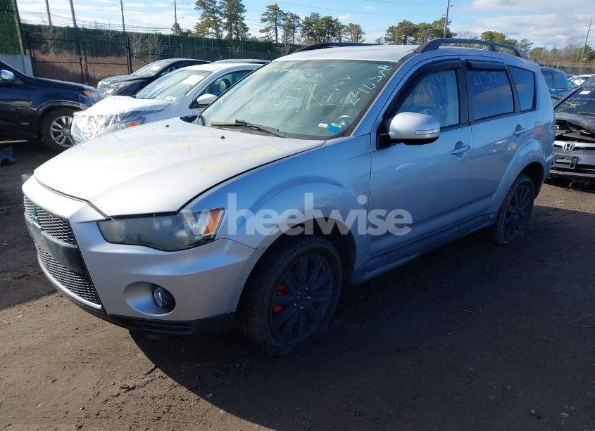 Photo 2 of 2012 Mitsubishi Outlander SE (VIN JA4JT3AW6CU029218)