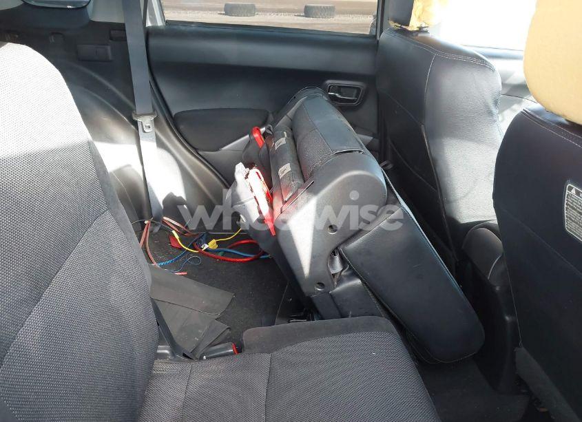 Photo 8 of 2012 Mitsubishi Outlander SE (VIN JA4JT3AW6CU029218)