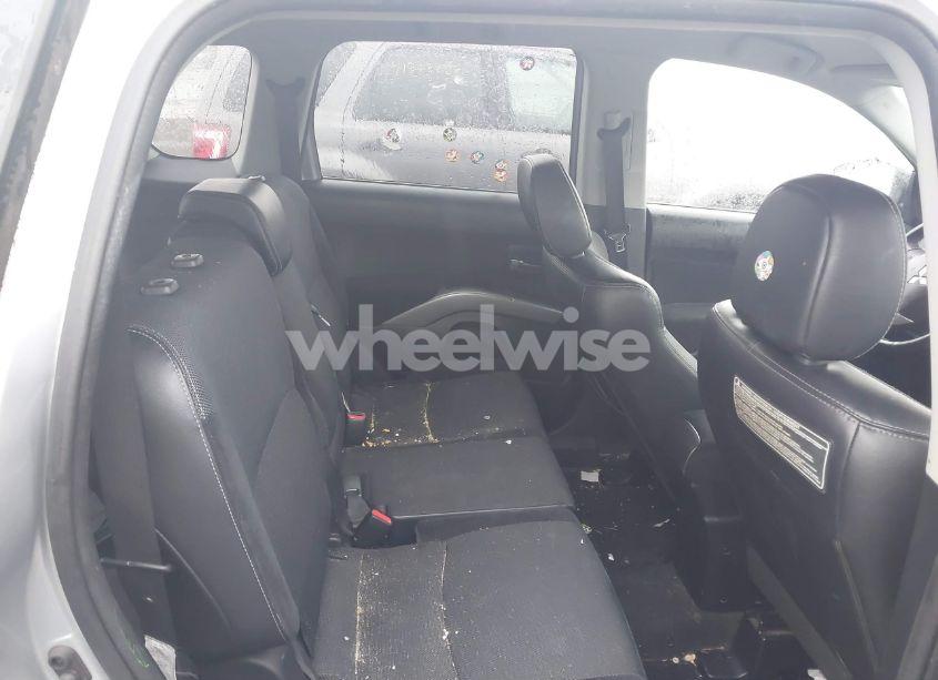 Photo 8 of 2011 Mitsubishi Outlander SE (VIN JA4JT3AW7BU036029)