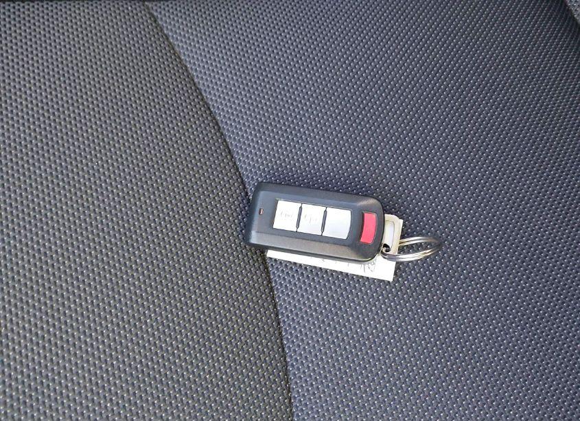 Photo 11 of 2012 Mitsubishi Outlander SE (VIN JA4JT3AW7CU030359)