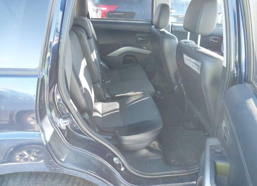 Photo 8 of 2012 Mitsubishi Outlander SE (VIN JA4JT3AW7CU030359)