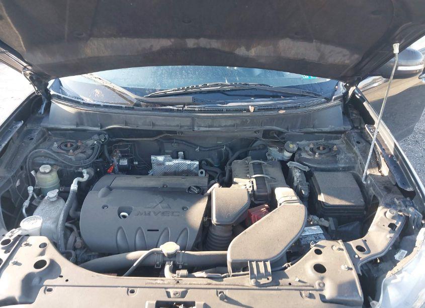 Photo 10 of 2013 Mitsubishi Outlander SE (VIN JA4JT3AW7DU009612)