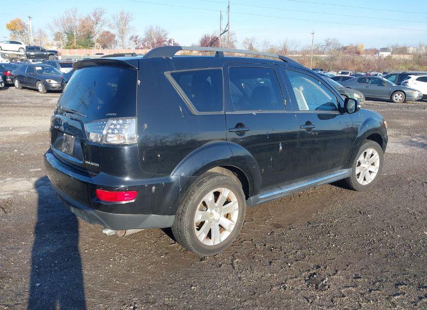 Photo 4 of 2013 Mitsubishi Outlander SE (VIN JA4JT3AW7DU009612)