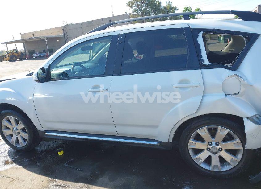 Photo 15 of 2013 Mitsubishi Outlander SE (VIN JA4JT3AW7DU020366)