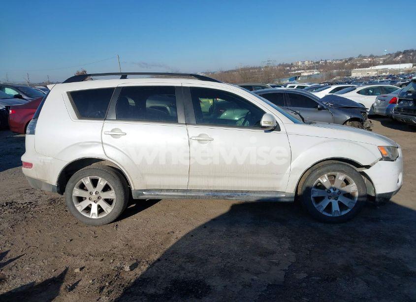 Photo 14 of 2011 Mitsubishi Outlander SE (VIN JA4JT3AW9BU015991)