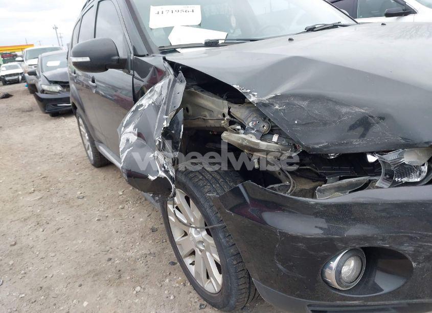 Photo 6 of 2011 Mitsubishi Outlander SE (VIN JA4JT3AW9BU038039)