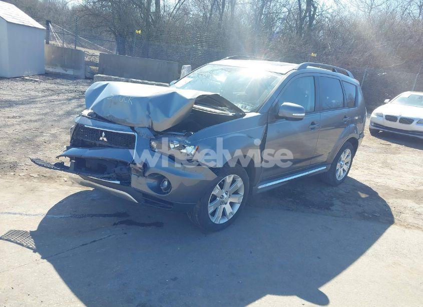 Photo 2 of 2011 Mitsubishi Outlander SE (VIN JA4JT3AWXBU019080)