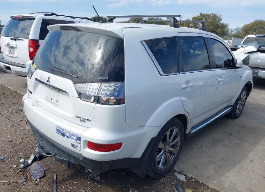 Photo 4 of 2013 Mitsubishi Outlander GT (VIN JA4JT5AX2DU016519)