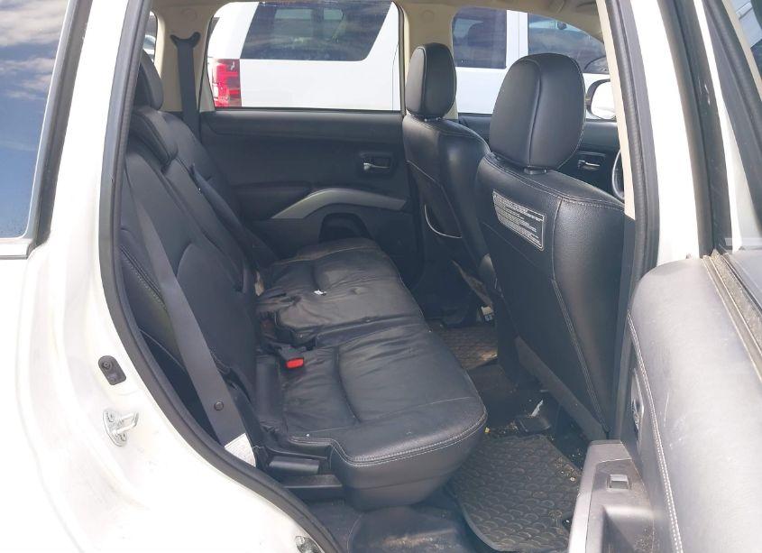 Photo 8 of 2013 Mitsubishi Outlander GT (VIN JA4JT5AX2DU016519)