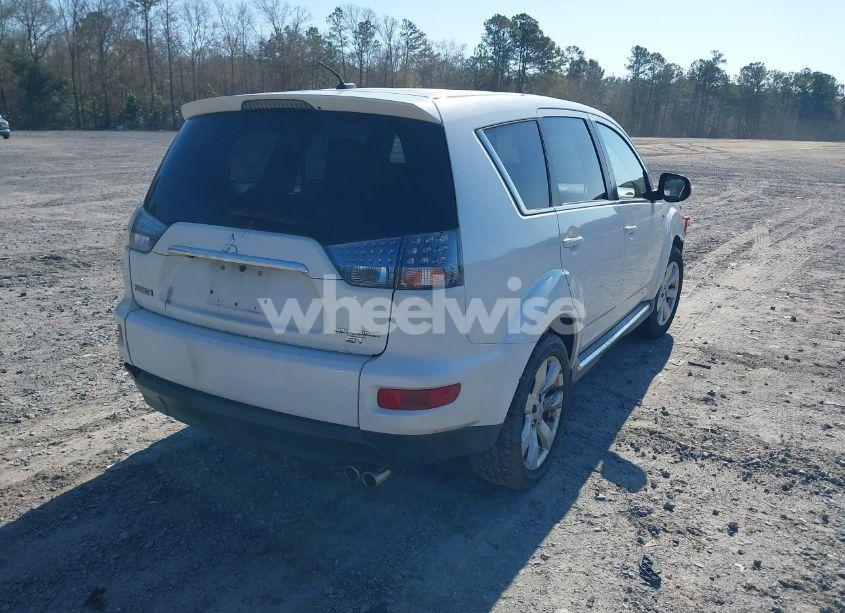 Photo 4 of 2011 Mitsubishi Outlander GT (VIN JA4JT5AX3BU010211)