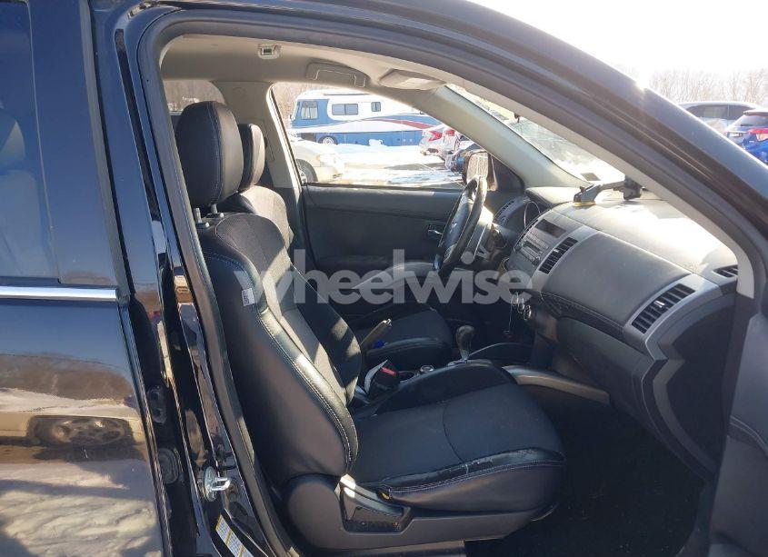 Photo 5 of 2012 Mitsubishi Outlander GT (VIN JA4JT5AX6CU005246)