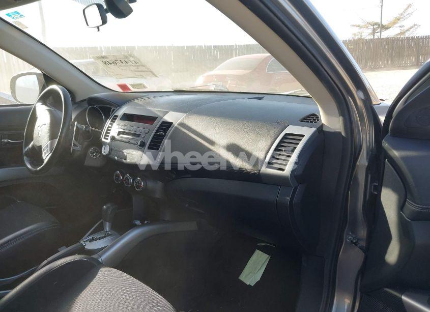 Photo 5 of 2013 Mitsubishi Outlander GT (VIN JA4JT5AX7DU001157)