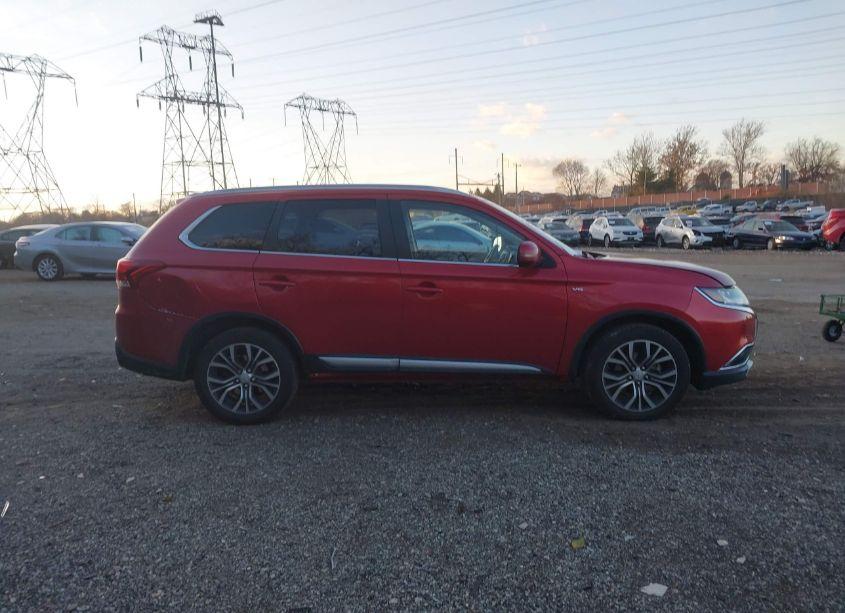 Photo 13 of 2016 Mitsubishi Outlander GT (VIN JA4JZ4AX0GZ008466)