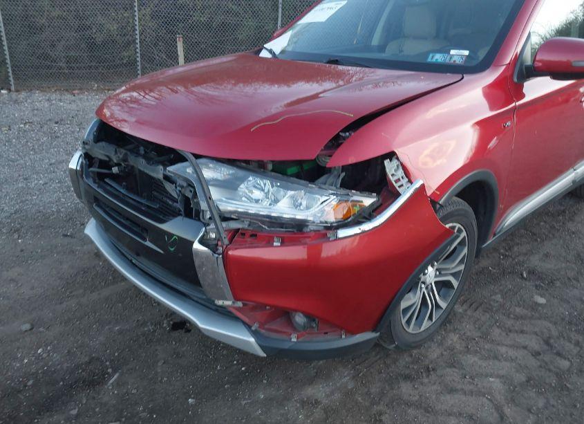 Photo 6 of 2016 Mitsubishi Outlander GT (VIN JA4JZ4AX0GZ008466)