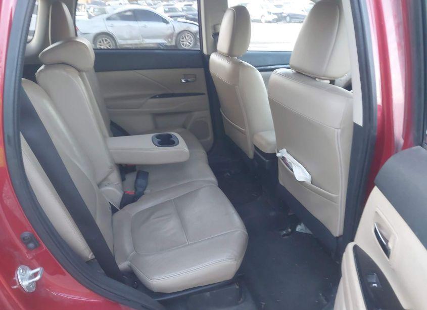 Photo 8 of 2016 Mitsubishi Outlander GT (VIN JA4JZ4AX0GZ008466)