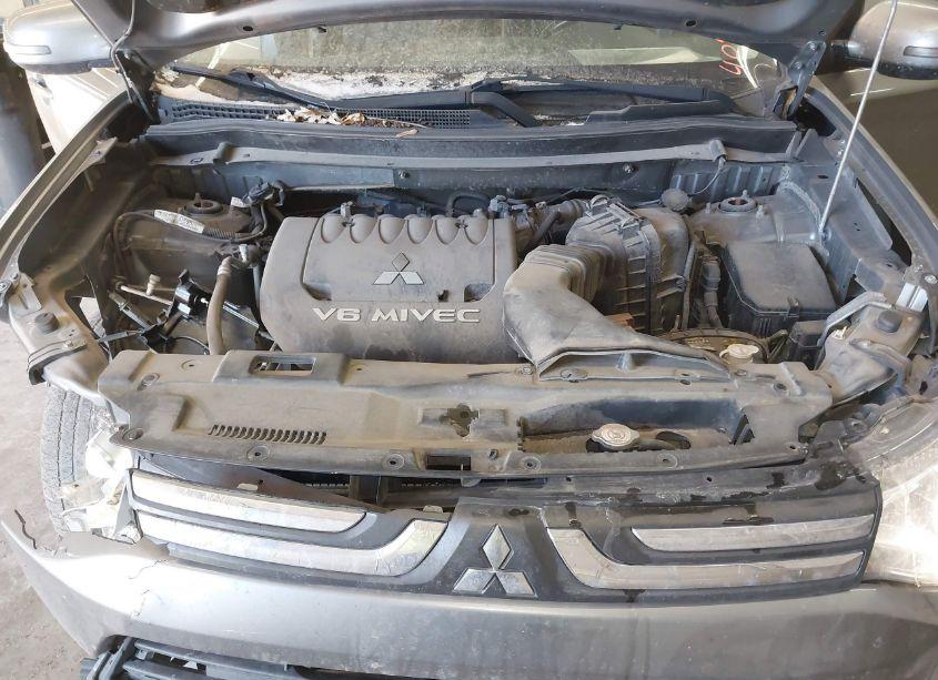 Photo 10 of 2014 Mitsubishi Outlander GT (VIN JA4JZ4AX2EZ000124)