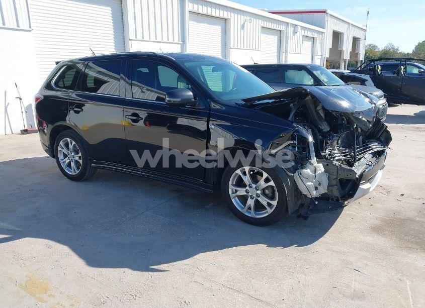 2014 Mitsubishi Outlander GT (VIN JA4JZ4AX2EZ018610) main photo